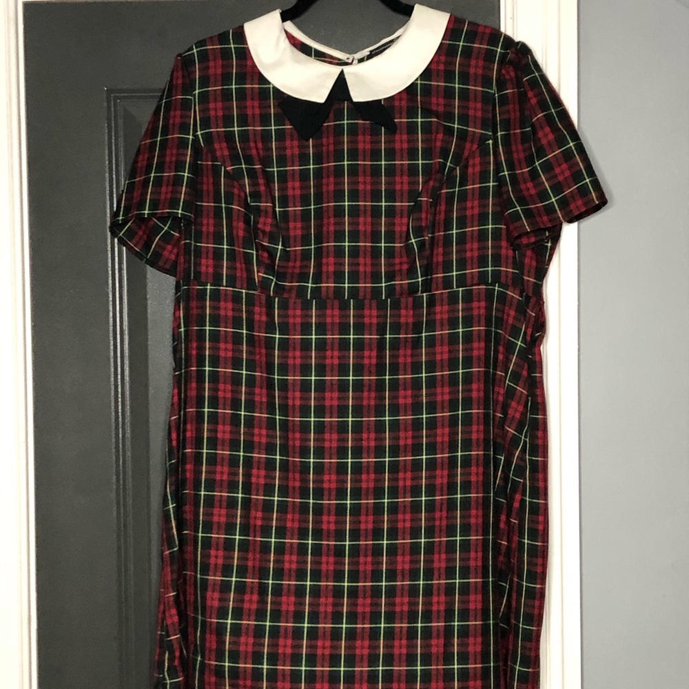 [✨️BOGO✨️] Atmosphere Red and Green Plaid Mini Dress with Bow - Picture 2 of 6
